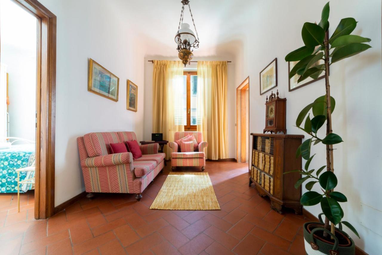 110 Sqm Apartment 6 Sleeps In Santa Croce Florence Ngoại thất bức ảnh